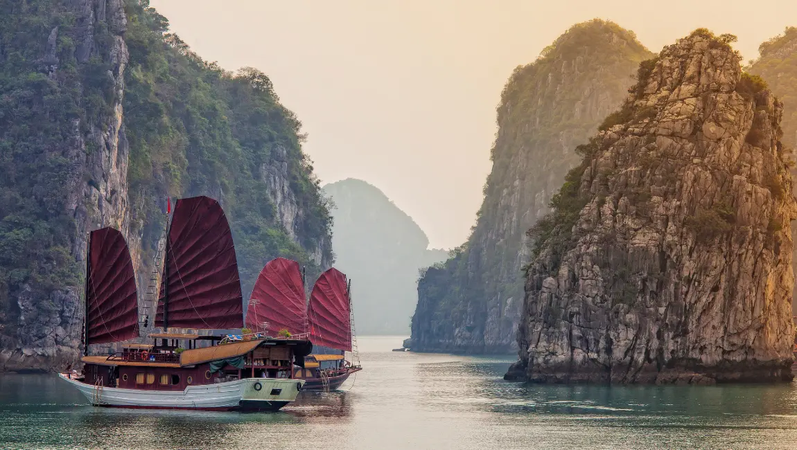 Ha long vietnam